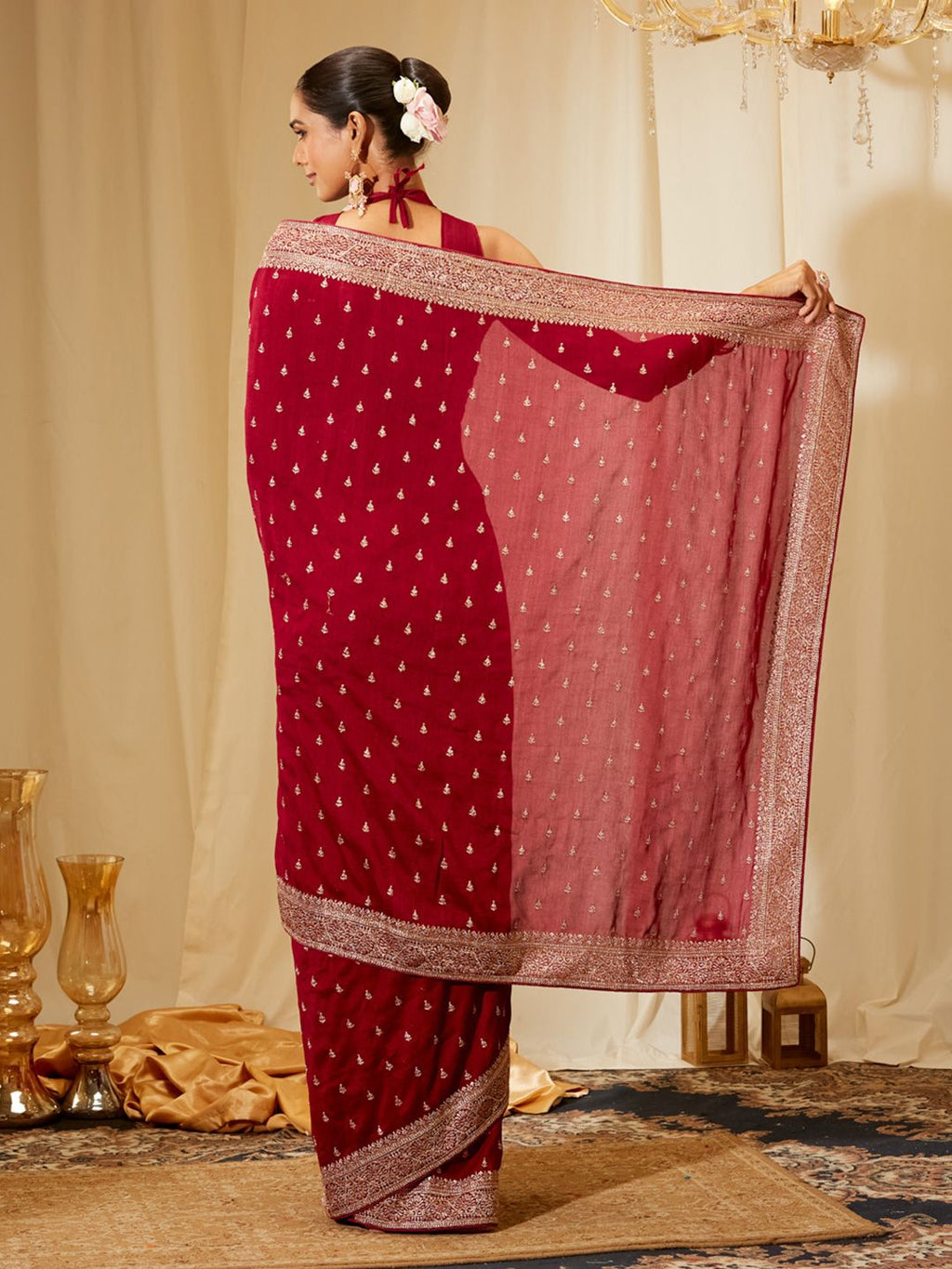 kasee Women Embellished Embroidered Work Saree