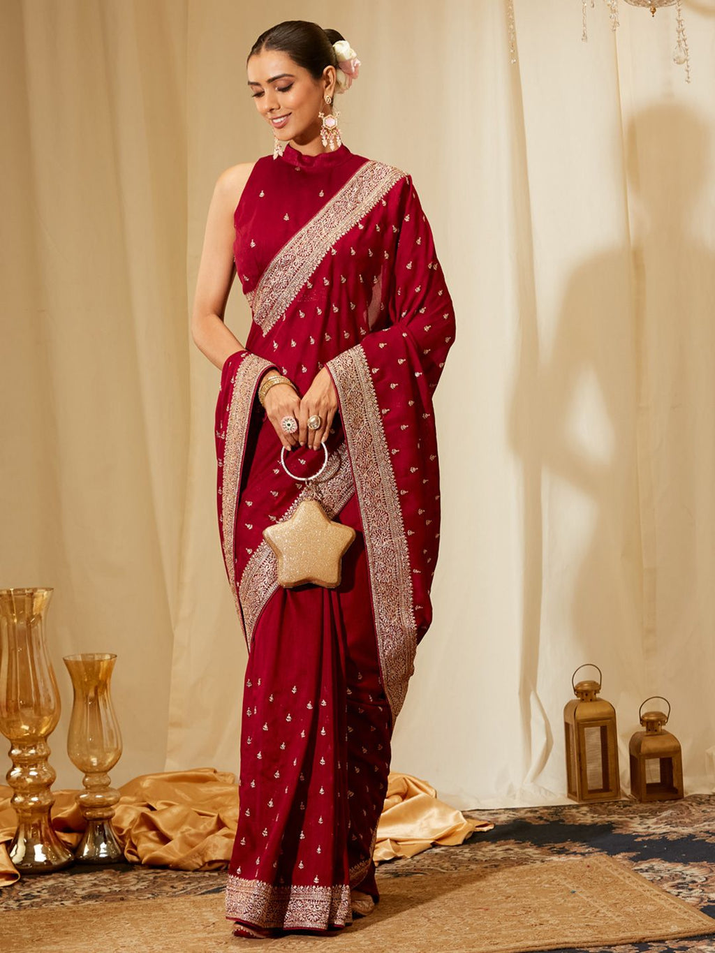 kasee Women Embellished Embroidered Work Saree