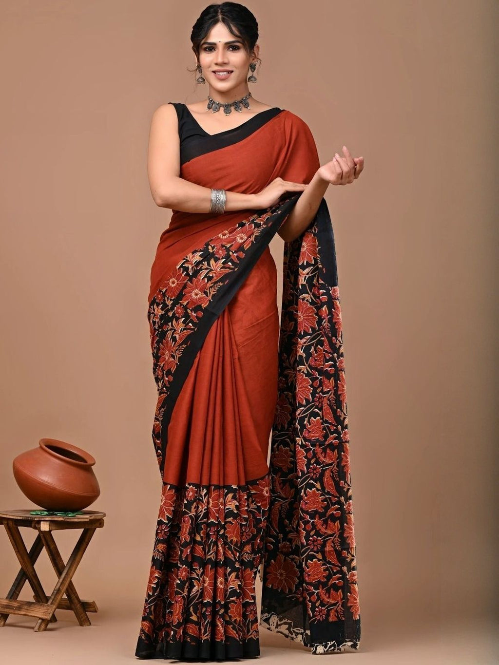 Floral Printed Pure Cotton Ikat Saree With Blouse Piece